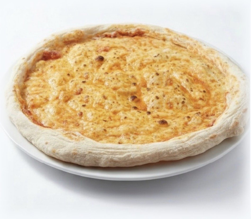 Massa pré-assada com molho e borda alta da Cozinha Central