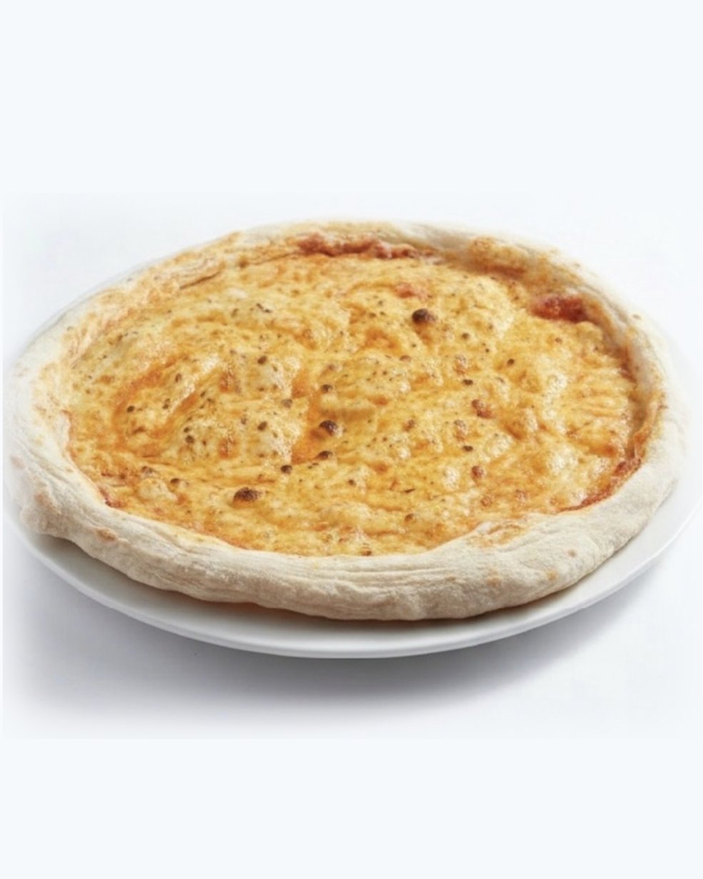 Massa pré-assada com molho e borda alta da Cozinha Central